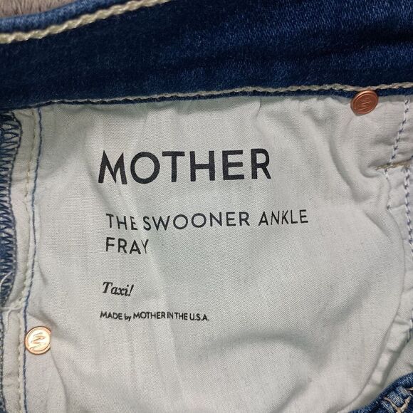 MOTHER The High Waisted Swooner Ankle Fray Jeans in Taxi Wash 27 - Picture 8 of 16